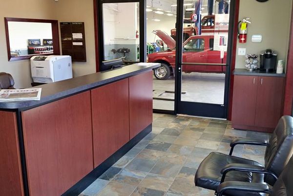 Gallery Image 3 | Esty's Auto Center